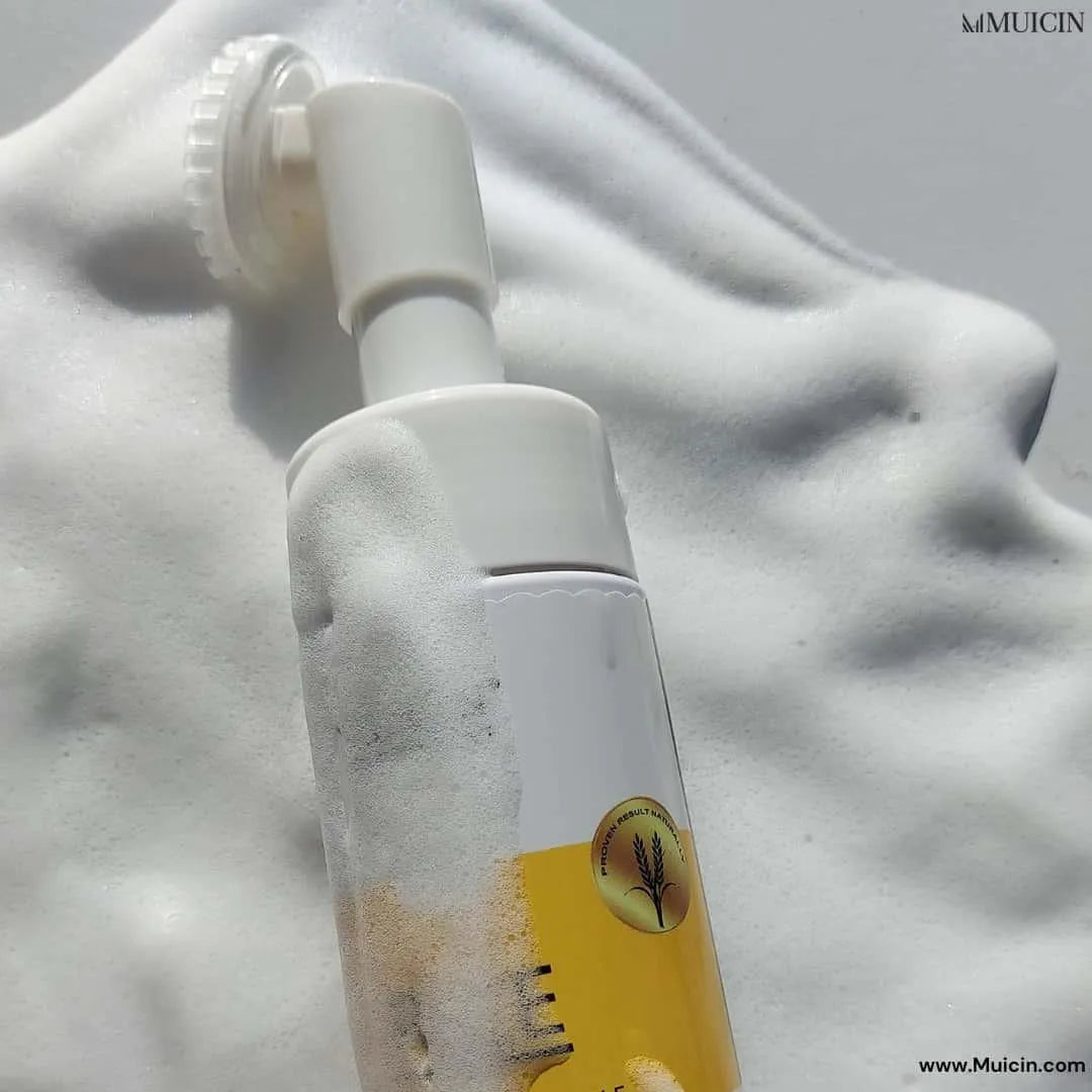 Brightening & Whitening Facial Cleanser for Deep Purification