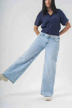 Comfortable Wide-Leg Light Blue Jeans — Everyday Essential EW-000654